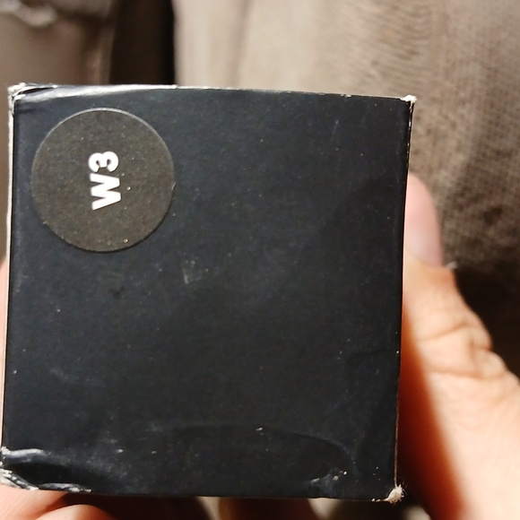 3/$30NIB MAC Cosmetics Studio Radiance Face & Body Radiant Sheer Foundation - W3 - Picture 3 of 6